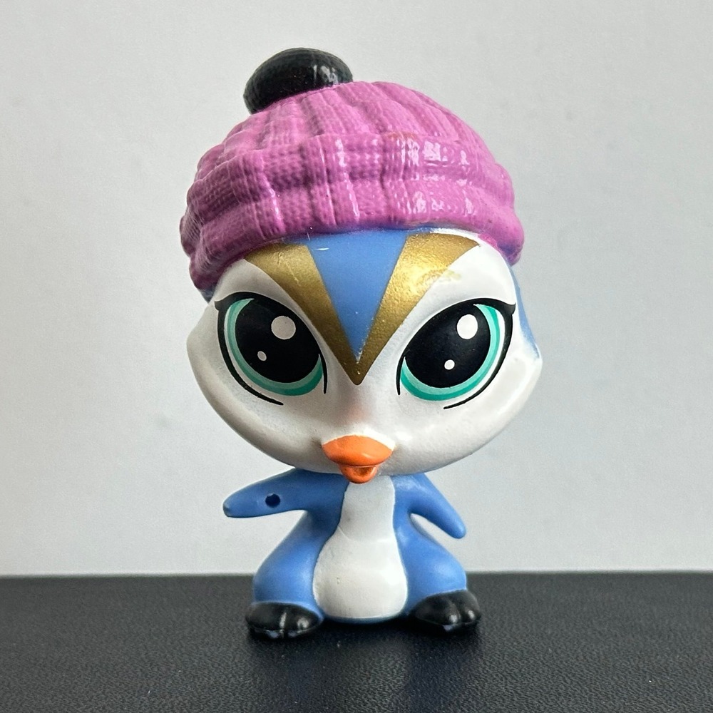 Littlest Pet Shop LPS 304 Fritz Freezely Blue Gold Penguin Bird Purple Hat